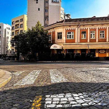 Insta-apt 3min Walk To Knez Mihailova Renovated